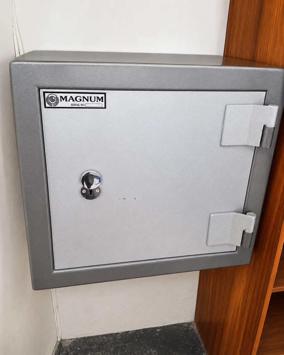 Safe supplied and installed